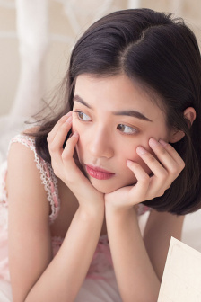 沉沦同学胯下的美妇